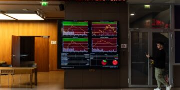 Όλα τα… λεφτά στα εταιρικά μεγέθη των εισηγμένων