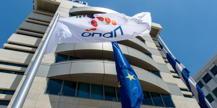 Επιδόσεις-ρεκόρ και ισχυρή ανταμοιβή για τους μετόχους