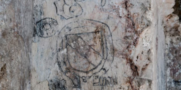 Αποκρυπτογραφήθηκαν άγνωστες αρχαίες επιγραφές, εραλδικές ασπίδες και ζωγραφιές στον χώρο που έγινε ο Μυστικός Δείπνος