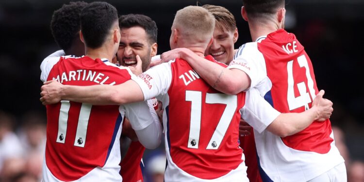 Η Άρσεναλ ανέβαλε το πάρτι τίτλου της Λίβερπουλ