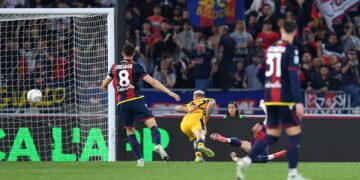 Η Μπολόνια έβαλε… φωτιά στην κορυφή