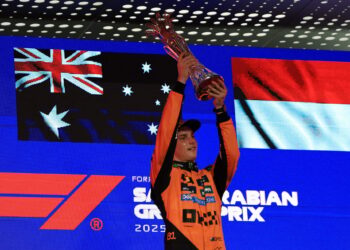 Πήρε κεφάλι ο Πιάστρι, πρώτος και στη Τζέντα