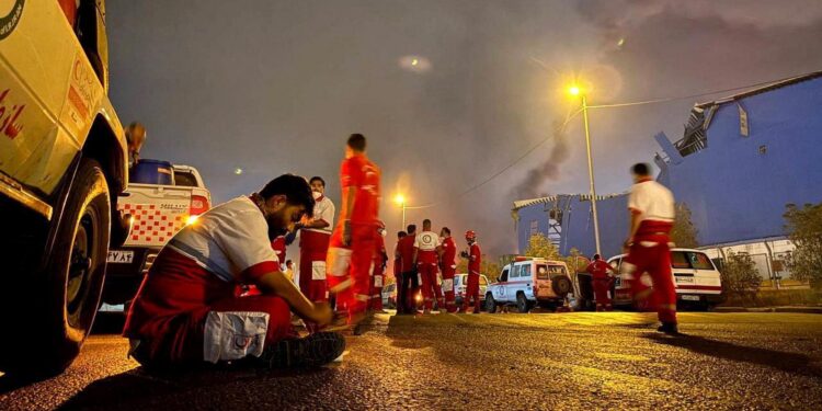 Τους 40 έφτασαν οι νεκροί και τους 1.200 οι τραυματίες από την έκρηξη στο λιμάνι
