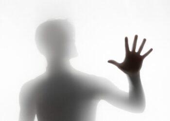 Αμερικανός πρώην πεζοναύτης περιγράφει τι «είδε» στο νεκροτομείο αφότου «πέθανε»