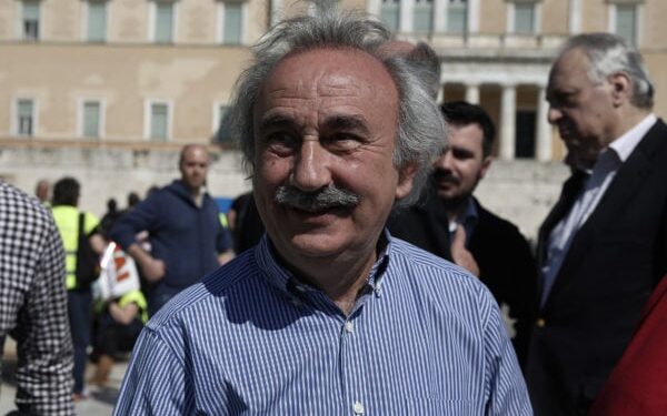 Αντιδράσεις από στελέχη κατά Ανδρουλάκη για την τοποθέτηση του Πάχτα στον Τομέα Ανάπτυξης του κόμματος