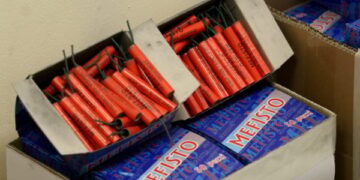 Συλλήψεις για κατοχή εκρηκτικών μηχανισμών και κροτίδων