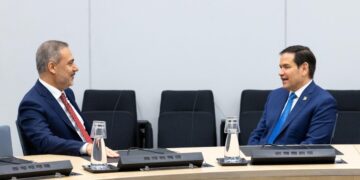 Τηλεφωνική επικοινωνία Φιντάν με Ρούμπιο