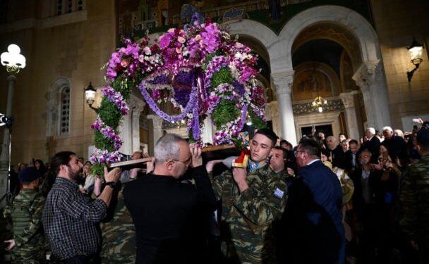 Μεγάλη Παρασκευή – LIVE η Ακολουθία του Επιταφίου Θρήνου