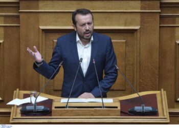 Το σχέδιο Κωνσταντοπούλου συναντιέται με το σχέδιο Μητσοτάκη απέναντι στην Αριστερά