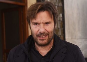 Στράτος Τζώρτζογλου: «Δεν άντεξε, τρελάθηκε και μου την έπεσε»