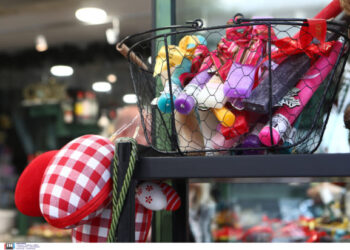 Ανοιχτά σήμερα Κυριακή τα καταστήματα – Ποιες ώρες θα λειτουργήσουν