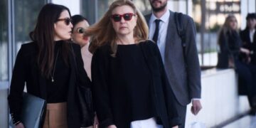 Δίκη Φιλιππίδη: «Με βαφτίζουν υποταγμένη επειδή τον στηρίζω