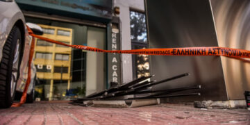 Έκρηξη βόμβας στην Hellenic Train: Πεζός άφησε το σακίδιο ο δράστης