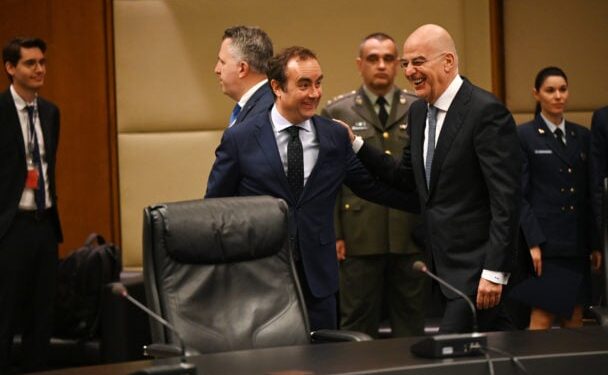 Η Ελλάδα υπέγραψε συμφωνία για την αγορά 16 αντιπλοϊκών πυραύλων από τη Γαλλία