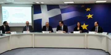 Παπαθανάσης: Δημοσιονομική σταθερότητα και ανάπτυξη οι δυο πυλώνες της οικονομικής πολιτικής