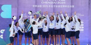 «Ήμασταν σίγουρες ότι η νίκη θα είναι δική μας» δηλώνουν τα «χρυσά» κορίτσια της εθνικής ομάδας που «βλέπουν»… Σιγκαπούρη