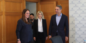 Eπίσκεψη στο υπουργείο Κοινωνικής Συνοχής και Οικογένειας – Στεγαστικό και δημογραφικό στο επίκεντρο