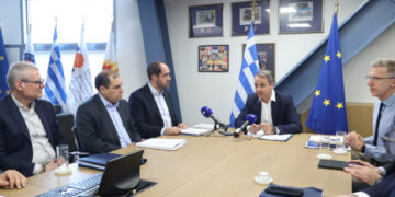 Οι δηλώσεις Μητσοτάκη και Κεφαλογιάννη στο υπουργείο Κλιματικής Κρίσης και Πολιτικής Προστασίας