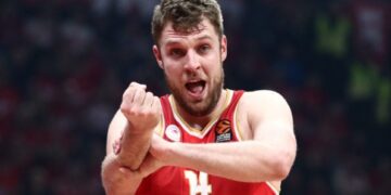 Ολυμπιακός – Ρεάλ Μαδρίτης 77-71: «Κατάπιε» την «Βασίλισσα» και κάνει… check in για Άμπου Ντάμπι