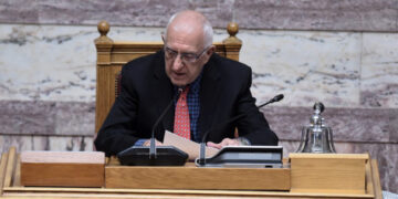 Κακλαμάνης για καβγά Γεωργιάδη – Πολάκη: Η Βουλή αποτελεί χώρο ελεύθερης διακίνησης ιδεών και όχι χώρο ελεύθερης διακίνησης ύβρεων