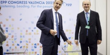 Η ΝΔ επιστρέφει στην αντιπροεδρία του ΕΛΚ μετά από 20 χρόνια