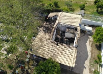 Τραγωδία στο Άργος: Εντοπίστηκε σορός κατά την κατάσβεση φωτιάς