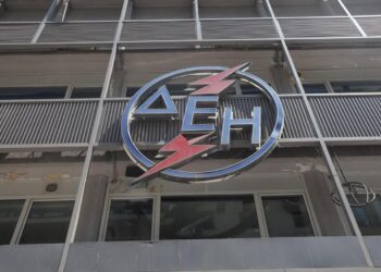 Ηλεκτροπληξία στη μετοχή της ΔΕΗ