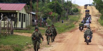 9 στρατιωτικοί νεκροί σε μάχες με αντάρτες