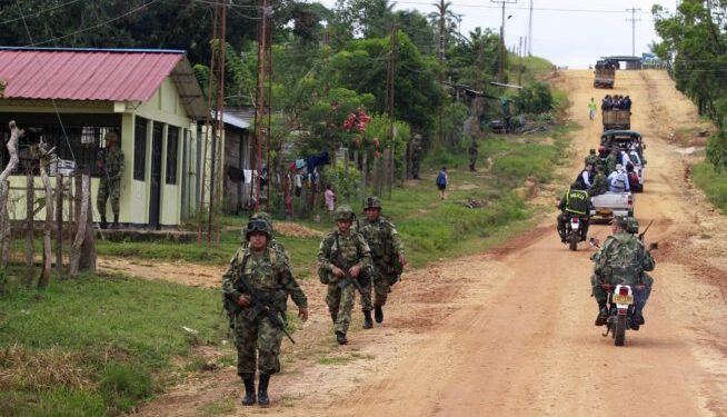 9 στρατιωτικοί νεκροί σε μάχες με αντάρτες