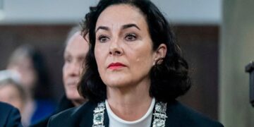 Η δήμαρχος του Άμστερνταμ ζήτησε συγγνώμη για το ρόλο της πόλης στο Ολοκαύτωμα