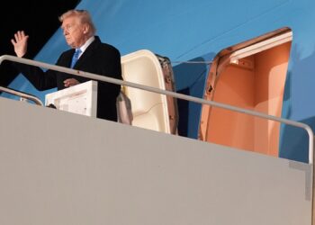 Έφτασε στη Ρώμη για να παραστεί στην κηδεία του πάπα Φραγκίσκου