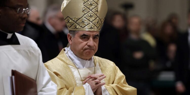 Κονκλάβιο: Ο καταδικασμένος Ιταλός καρδινάλιος δεν θα πάρει μέρος στη μυστική διαδικασία