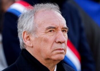 Η υποστήριξη στην Λεπέν αποτελεί ανάμιξη στα πολιτικά πράγματα της Γαλλίας