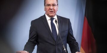 Γερμανία: Η Ουκρανία δεν πρέπει να υποκύψει στις απαιτήσεις εδαφικών παραχωρήσεων