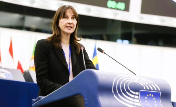 Έλενα Κουντουρά προς Επίτροπο Φίτο: Τα κονδύλια για την Πολιτική Συνοχής να ενισχυθούν