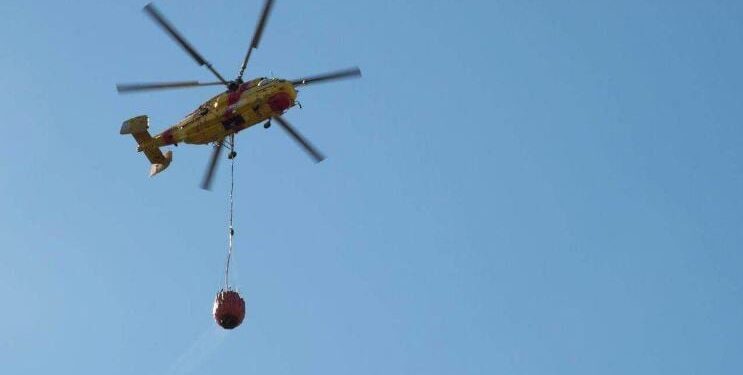 Ηλεία: Φωτιά σε δασική έκταση στα Καλυβάκια