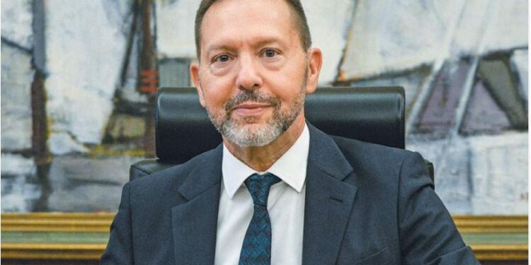 Στουρνάρας: Στο 2,3% η ανάπτυξη το 2025