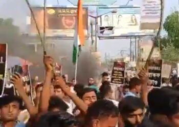 Τουλάχιστον τρεις νεκροί σε διαδηλώσεις μουσουλμάνων στη Δυτική Βεγγάλη