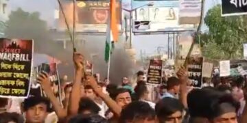 Τουλάχιστον τρεις νεκροί σε διαδηλώσεις μουσουλμάνων στη Δυτική Βεγγάλη