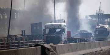 Τουλάχιστον 18 οι νεκροί από την έκρηξη στο λιμάνι του Μπάνταρ Αμπάς