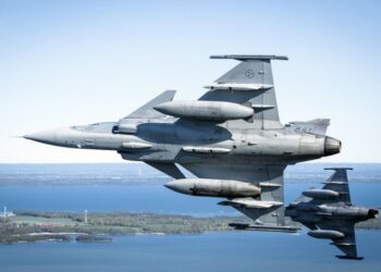 Η Κολομβία σχεδιάζει την απόκτηση ως και 24 μαχητικών αεροσκαφών από τη Saab της Σουηδίας