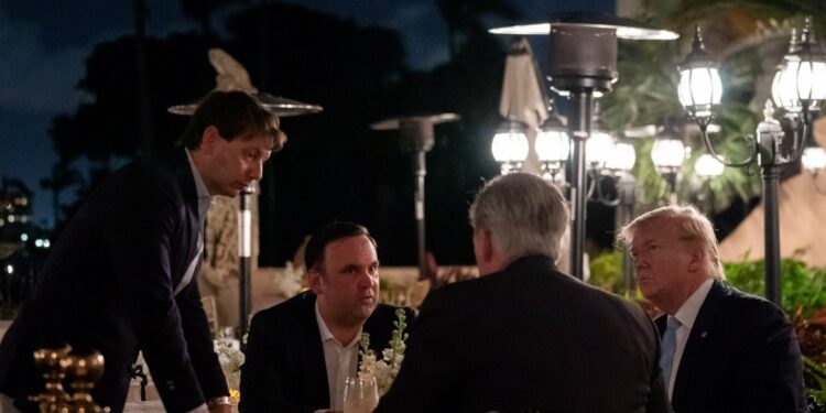 Η πεθερά του υπουργού δεν ανησυχεί