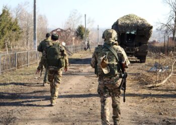 Έριχναν «άσφαιρα»: Τέσσερις συλλήψεις στην Ουκρανία για ελαττωματικά πυρομαχικά