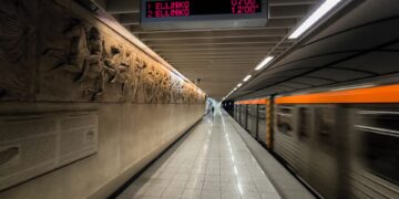 Απόπειρα αυτοκτονίας ατόμου στο μετρό – Κλειστοί οι σταθμοί «Ακρόπολη» και «Συγγρού