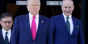 Συνηγορεί υπέρ «αναλογικής» αντίδρασης της ΕΕ στις ΗΠΑ για τους δασμούς που επέβαλε ο Τραμπ