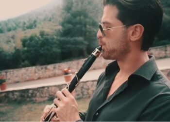 Αχαΐα: Ακρωτηριάστηκε σε δύο δάχτυλα ο μουσικός Άρης Μουγκοπέτρος