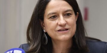 Ξεκινά ο διάλογος για την ενίσχυση των συλλογικών διαπραγματεύσεων