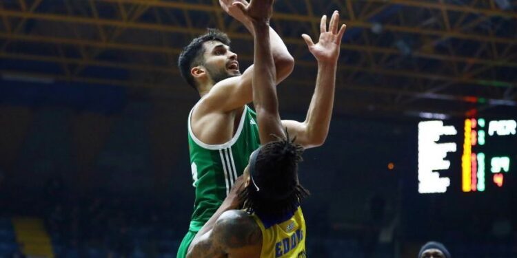 Παναθηναϊκός 82-97: «Σβηστός» στα ημιτελικά με μεγάλο πρωταγωνιστή τον Γιούρτσεβεν