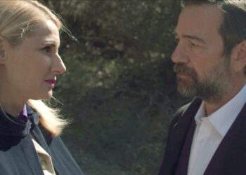 Διονύσης και Ελένη συνεργάζονται για να καταστρέψουν την οικογένεια Τουφεξή