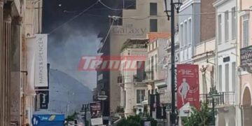 Πάτρα: Συναγερμός για φωτιά σε κατάστημα στο κέντρο της πόλης – Εκκενώνεται ξενοδοχείο